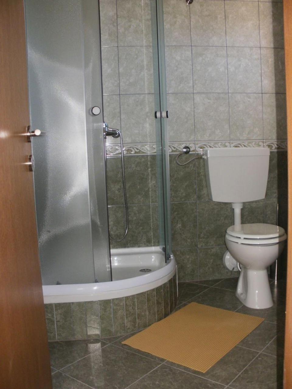 Apartments Antonija - Fitness Vinisce Luaran gambar