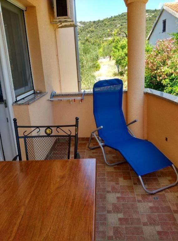 Apartments Antonija - Fitness Vinisce Luaran gambar